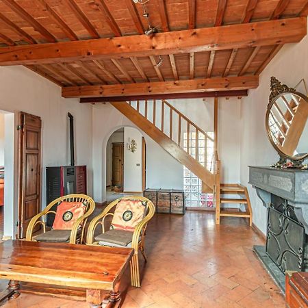 Grande Appartamento In Centro Pontedera Eksteriør billede