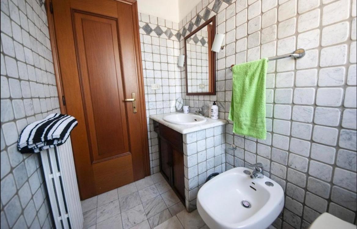 Grande Appartamento In Centro Pontedera Eksteriør billede
